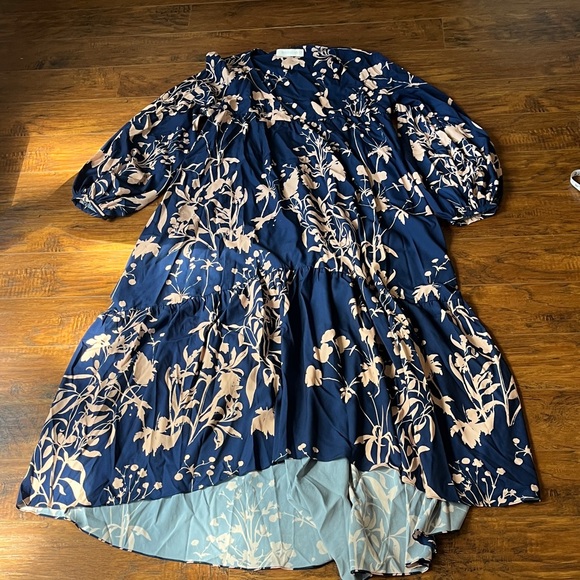 Borgo De Nor Blue and Cream Floral Dress - Picture 1 of 9